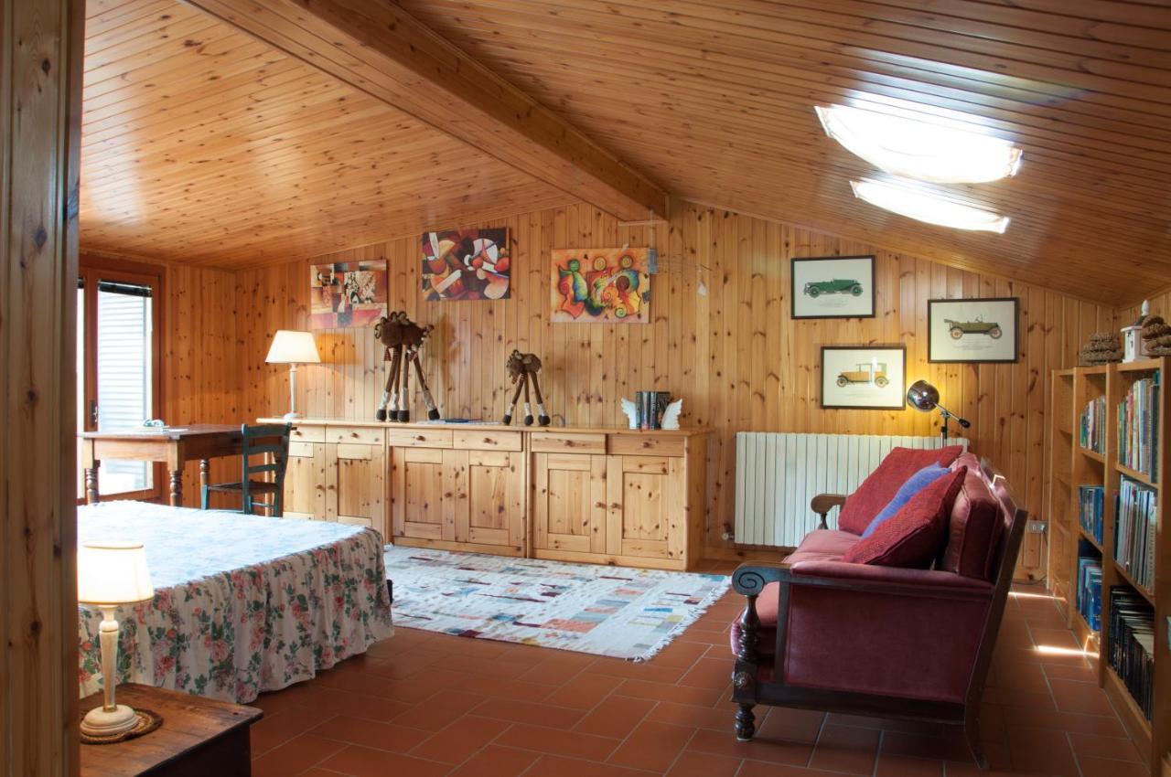 Casa Del Merlo SantʼAndrea di Compito Extérieur photo